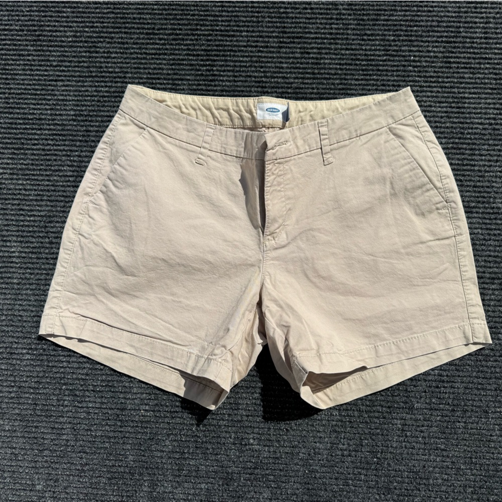 Old Navy Women’s Beige Casual Shorts
